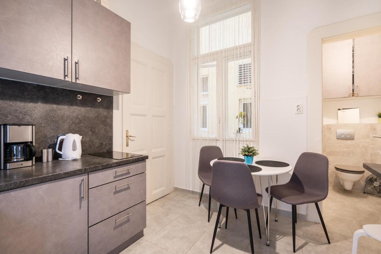 Apartamento The White House Budapest