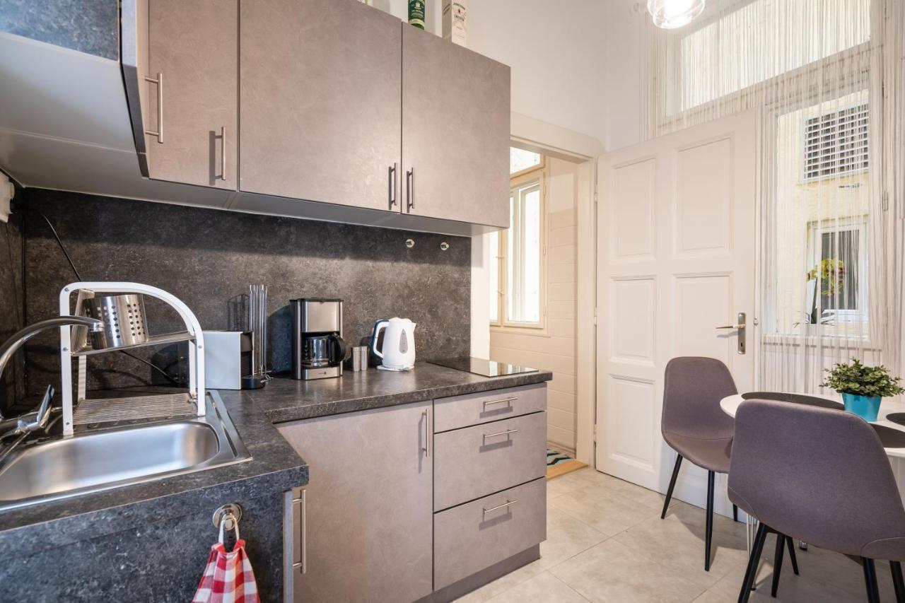 Apartamento The White House Budapest