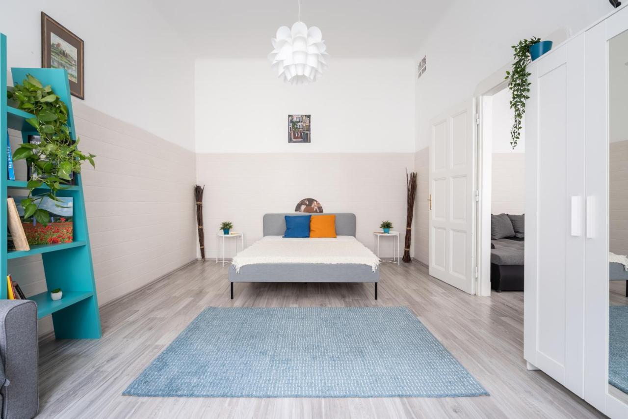 Apartment The White House Budapest